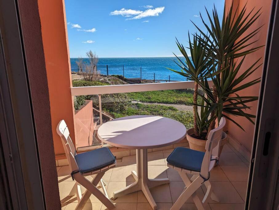 Studio Cosy Vue Et Front De Mer Сет Екстериор снимка